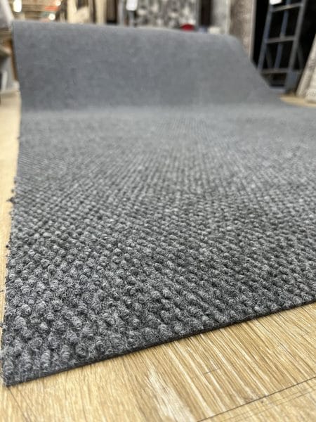 Tapis d'hiver flexible (5,99 $ – 11,99 $ / pied linéaire) avec options antidérapantes - Maxidot