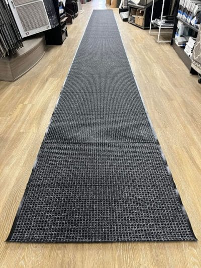 Tapis d'hiver haut de gamme à 30,00 $ / pied linéaire pour un style raffiné et durable - Oxford