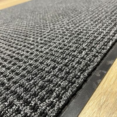 Tapis d'hiver haut de gamme à 30,00 $ / pied linéaire pour un style raffiné et durable - Oxford