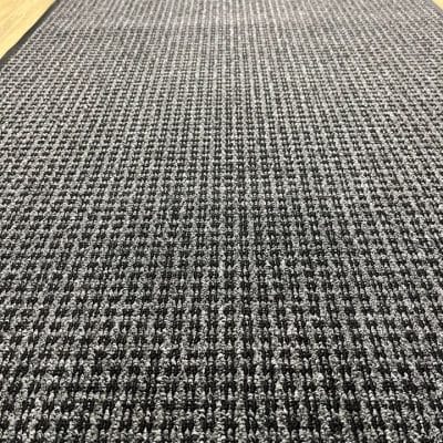 Tapis d'hiver haut de gamme à 30,00 $ / pied linéaire pour un style raffiné et durable - Oxford