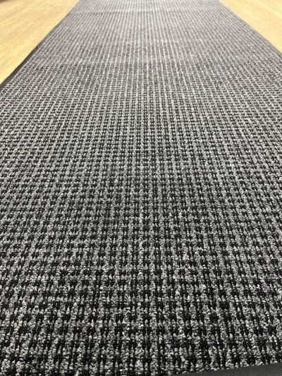 Tapis d'hiver haut de gamme à 30,00 $ / pied linéaire pour un style raffiné et durable - Oxford
